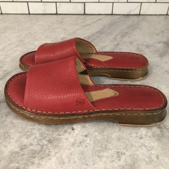 Born Shoes Womens Size 7 Red Leather Slide Sandals Slip On Comfort Open Toe JM5A - Picture 1 of 8